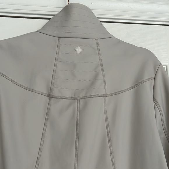 Prana Long Women’s Jacket - Picture 6 of 14